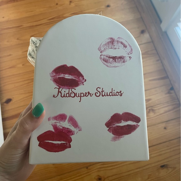 KidSuper Mini Kissing Bag - Picture 2 of 7